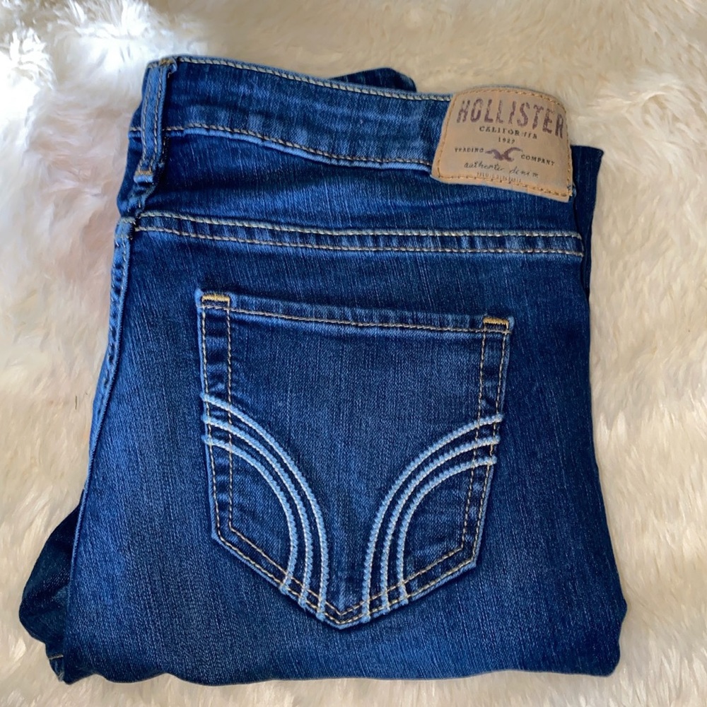 π₯Hollister skinny jeans - Picture 1 of 3